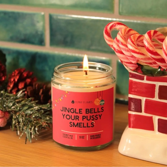 Funny Flames Jingle Bells Santa Smells Humorous Gift Eucalyptus Christmas Candle - Picture 4 of 7